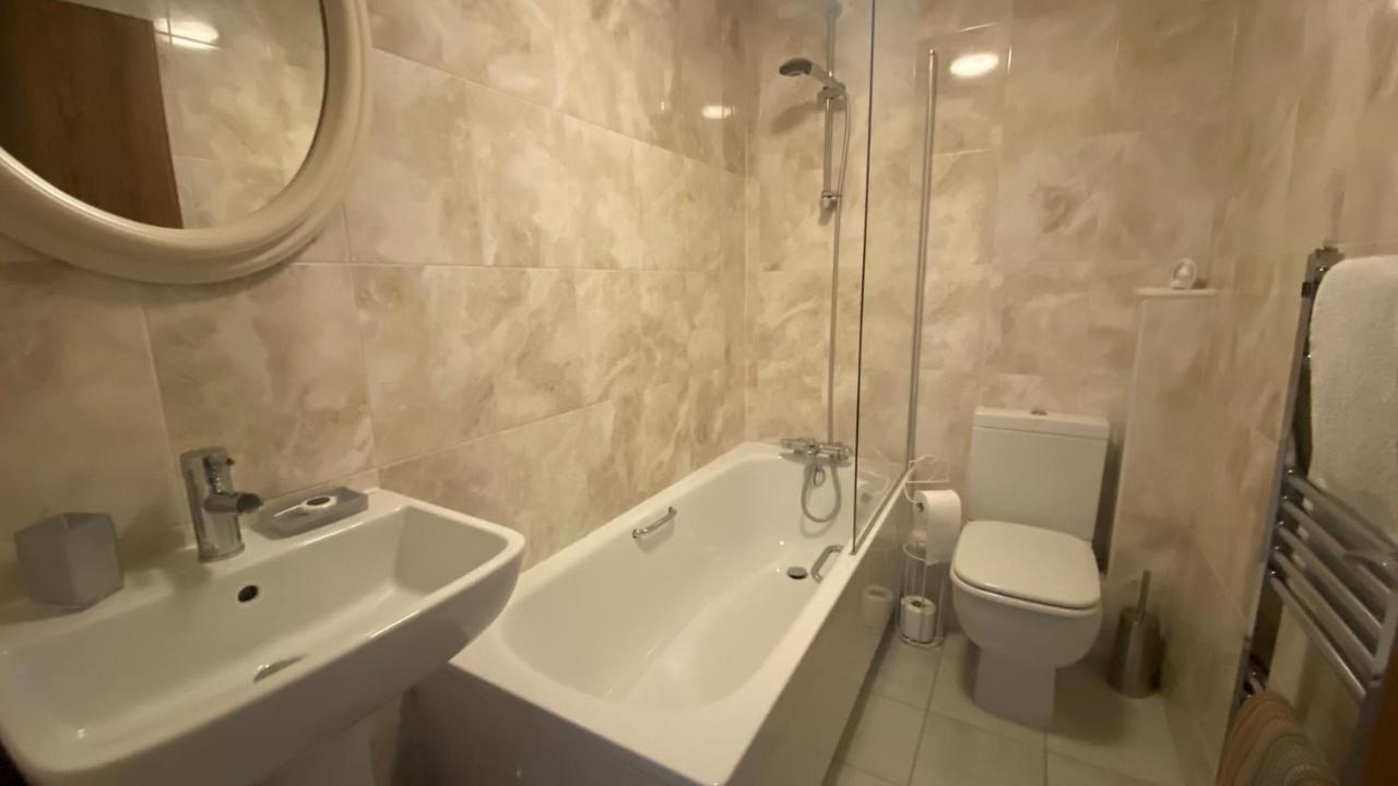 Comfy 2 Bed House Located At Wareham Train Station Exterior foto