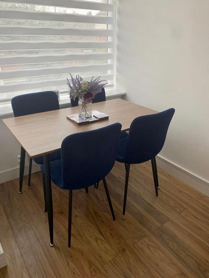 Comfy 2 Bed House Located At Wareham Train Station Exterior foto