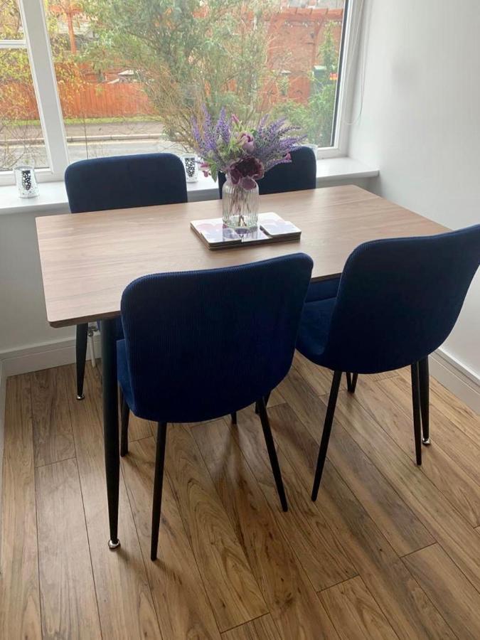 Comfy 2 Bed House Located At Wareham Train Station Exterior foto